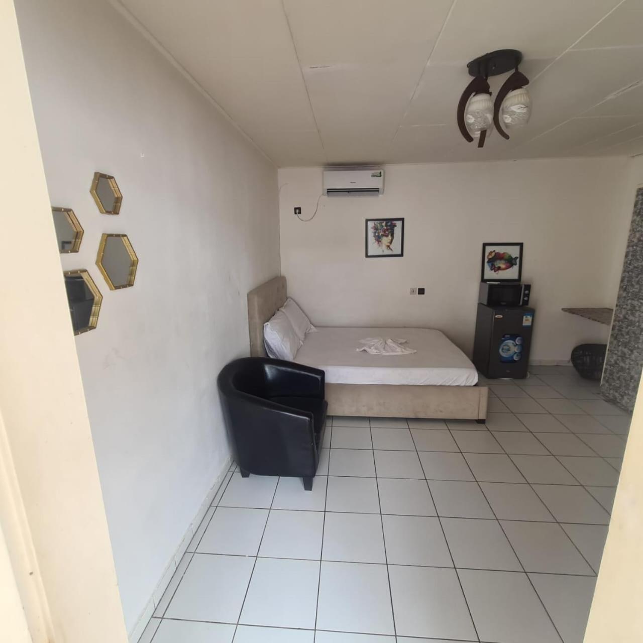 Iris Room Libreville Esterno foto